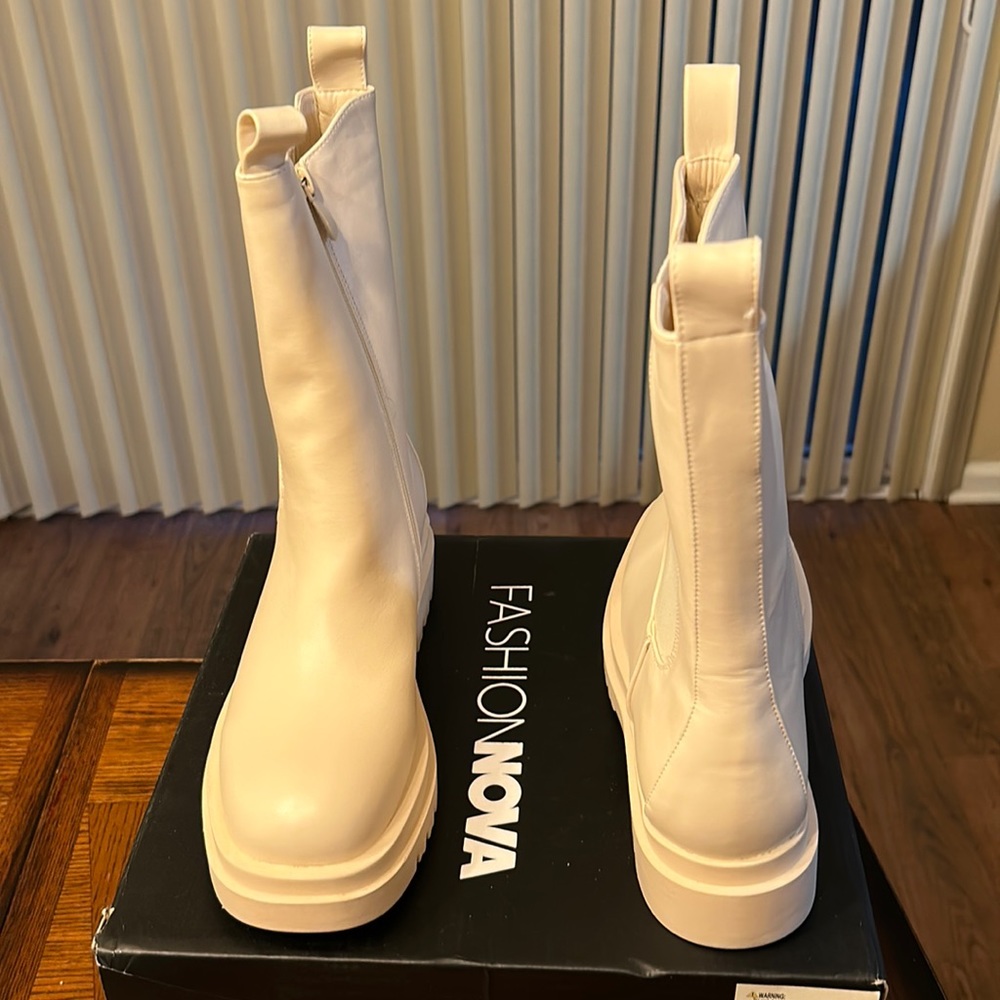 Nude Boots